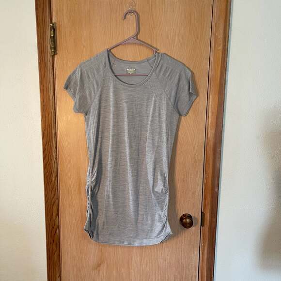 Athleta Tops - Athleta Speedlight Ruched Side Short Sleeve Top Grey Size M